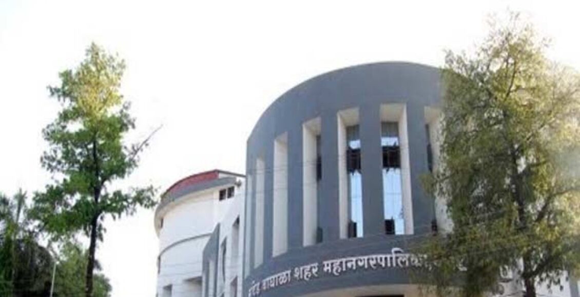 Municipal clerk arrested for taking bribe to approve Gunthewari's file