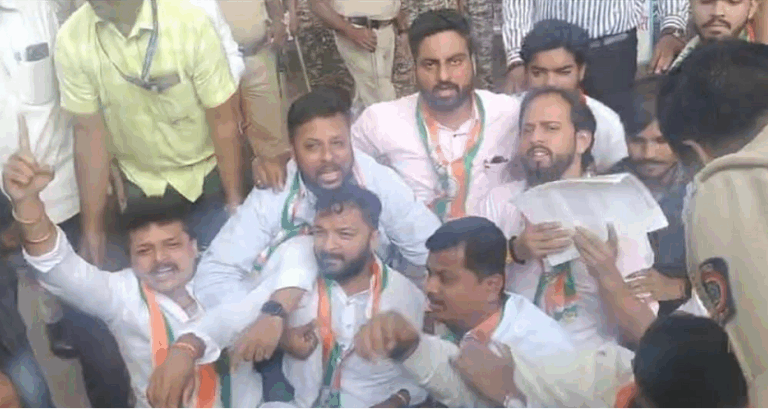 dheeraj ghate electricity theft protest by yuva congress pune