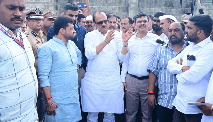 kundmala pool durghatna ajit pawar chaukashi karavi