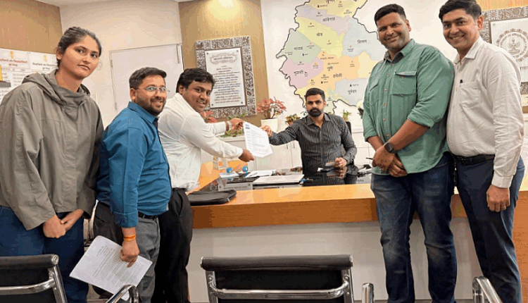 पुण्यातील रेस्टॉरंट्सवरील छाप्यांमध्ये खासगी व्यक्तींचा समावेश