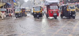Heavy Rain in Pune। पुणे महापालिकेचे दावे ठरले फोल : तासभराच्या पावसाने रस्ते जलमय