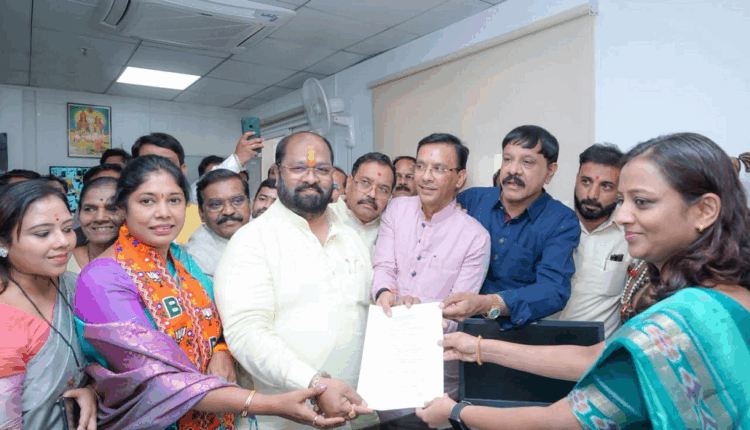 pune municipal corporation mayor election bjp congress ncp triangular fight