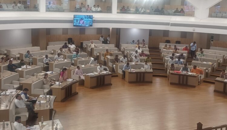 pune pmc budget 2026 approved 15 thousand crore marathon discussion